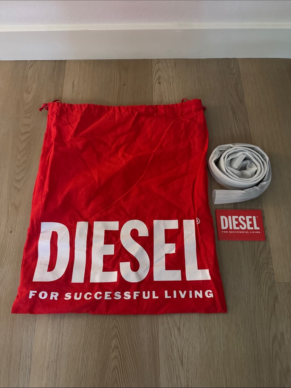 Diesel 1Dr Logo Leather Handbag Dust Bag and strap extension